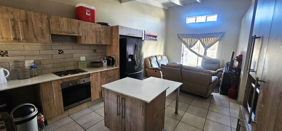 To Let 3 Bedroom Property for Rent in Waterval East North West